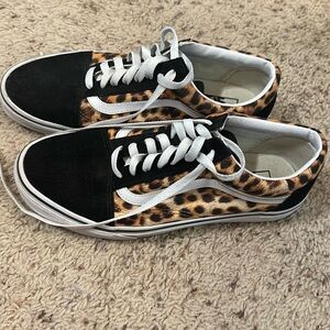 Leopard Women’s Vans shoes